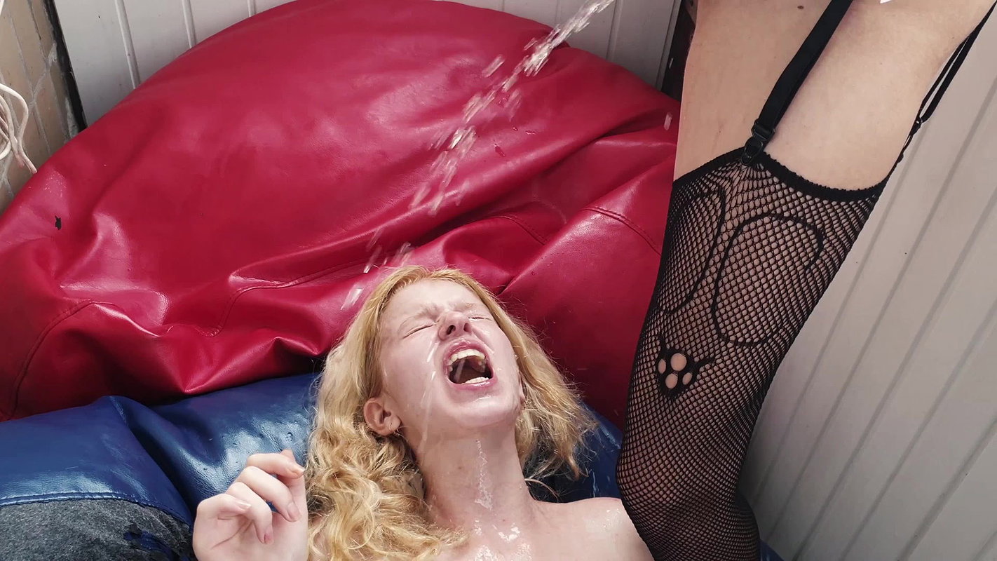 lena And Tiana Goldrain