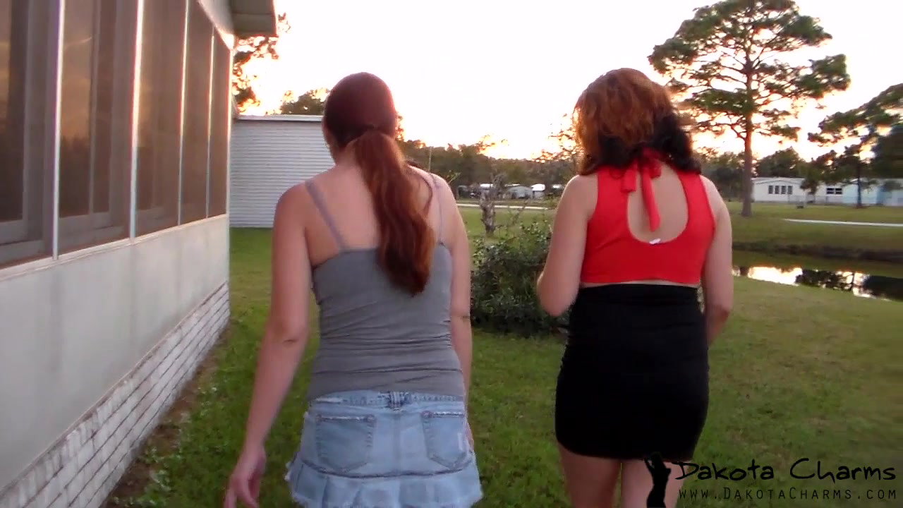 kotacharmsxxx Locked out pee desperation