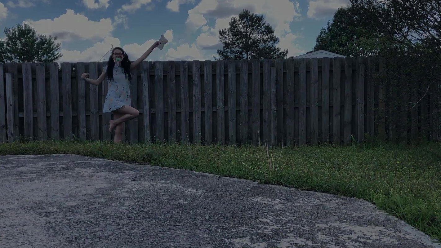 kmilkandHoney Honeys Outdoor Omorashi Playtime