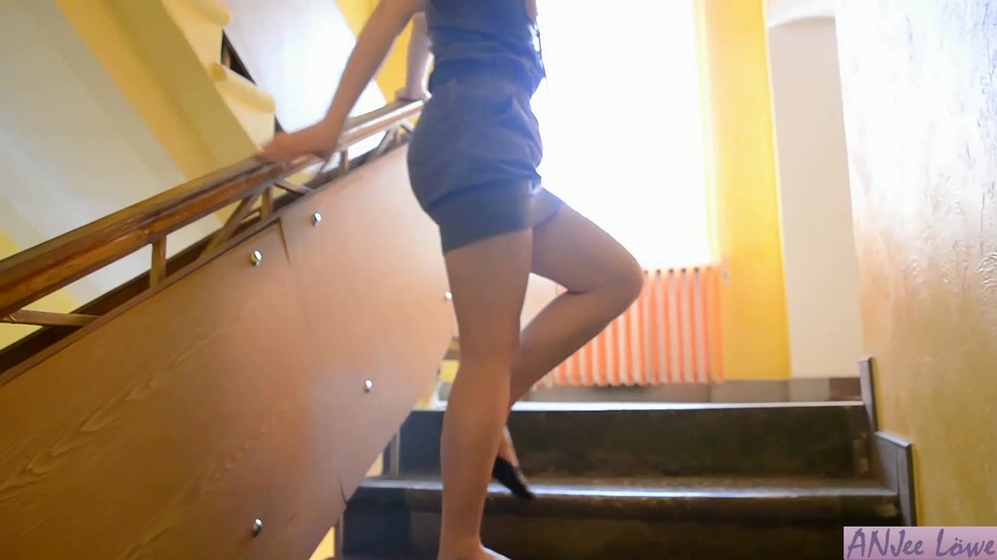 jee lowe public virgin