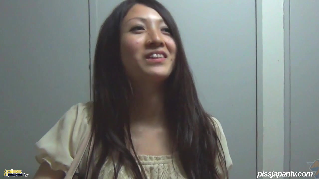illy White Dress Yellow Pee Pee