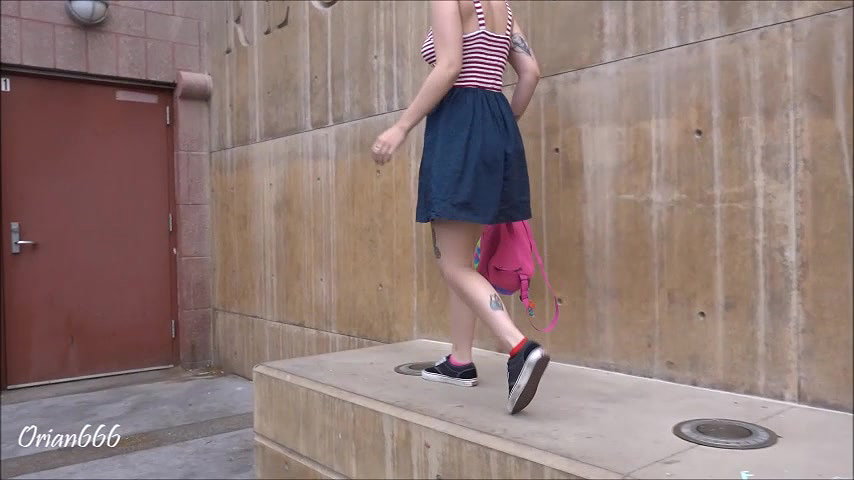 ian666 Public flashing Piss desperation