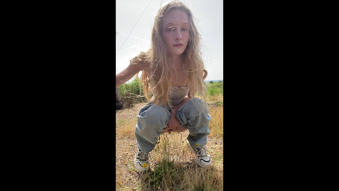 girlx Outside Pee Compilation