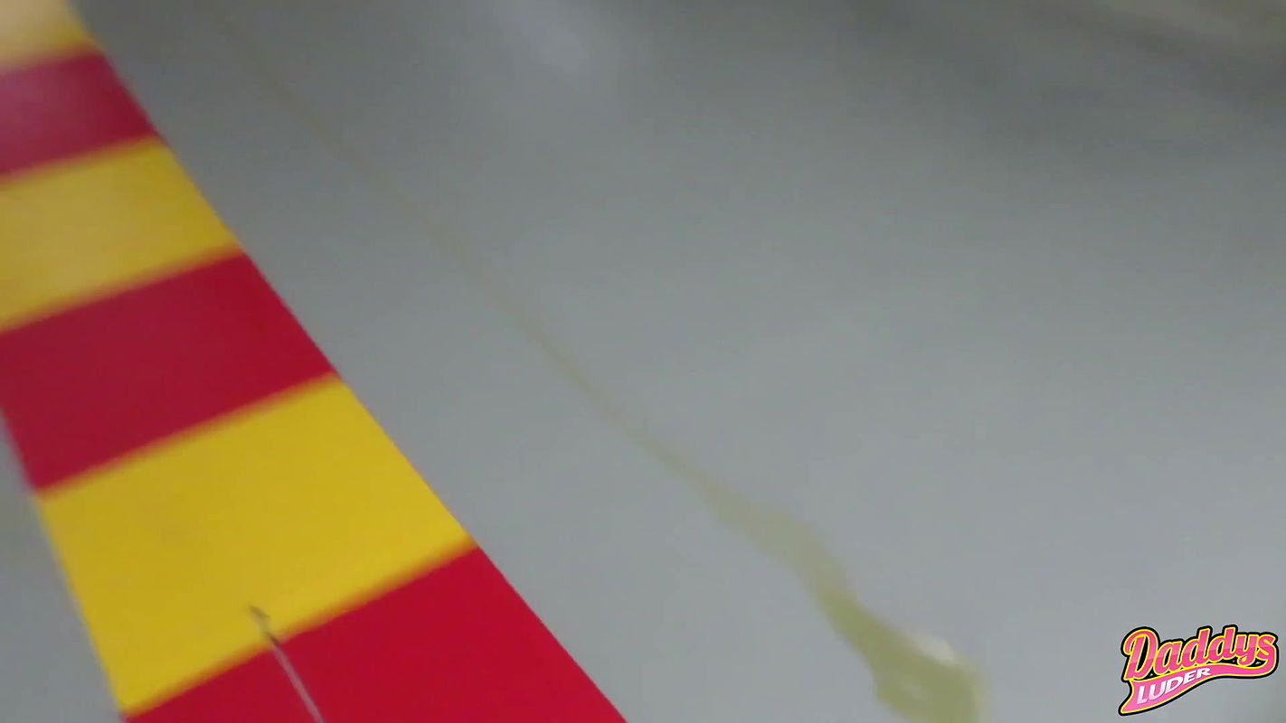 ddysluder mitten im parkhaus geschifft