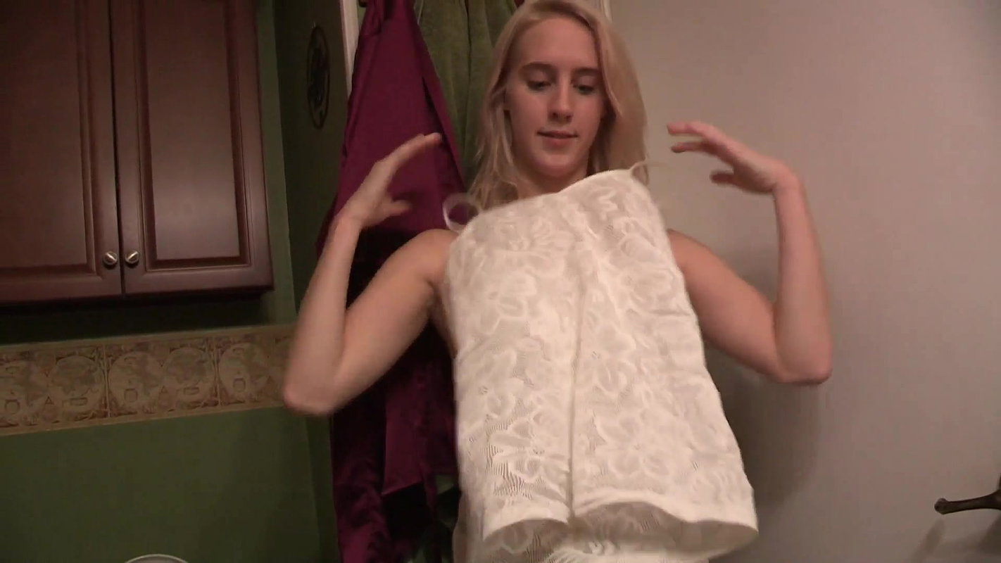 14095dress to Piss HD