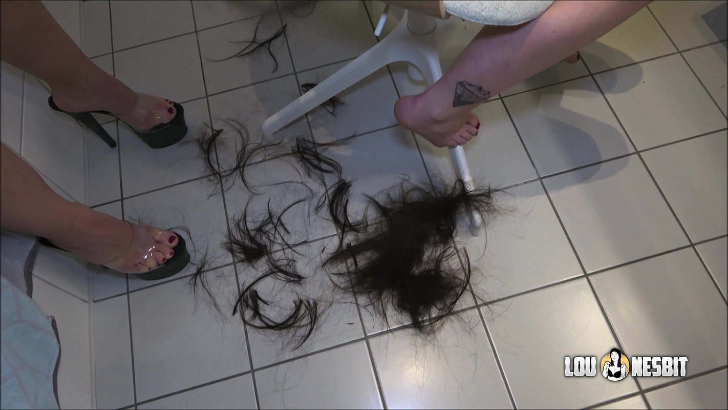 83Lou Nesbit Die Pisswette