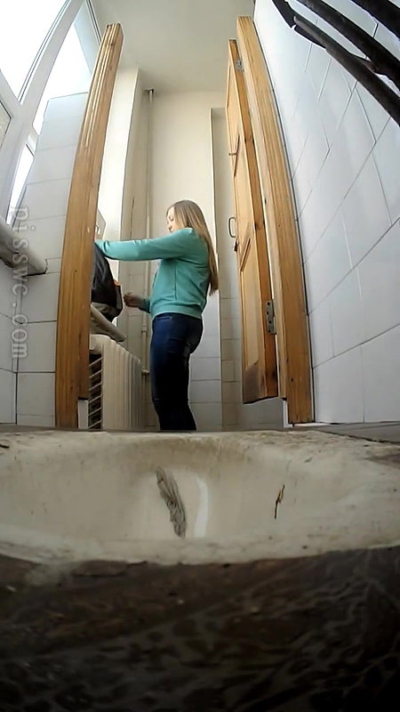 67swc 201pissing