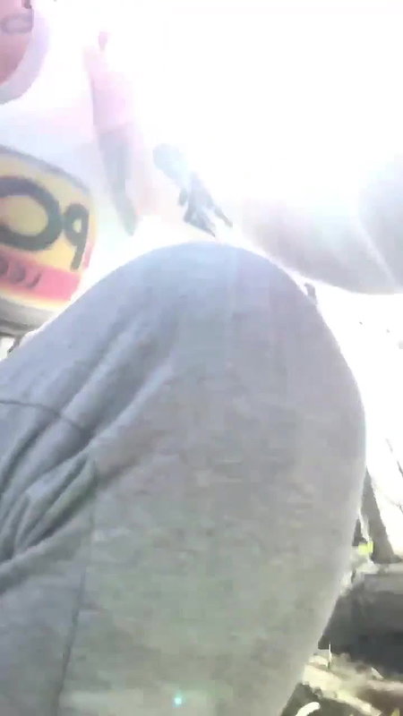 66XshayXshayX1 Nature Pee