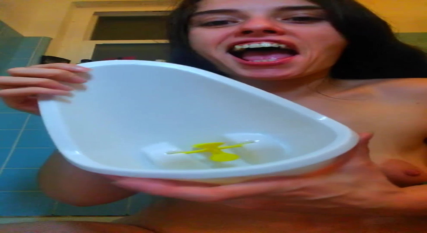 38Nasty Fetish Dumping FUN PEE ON MYSELF
