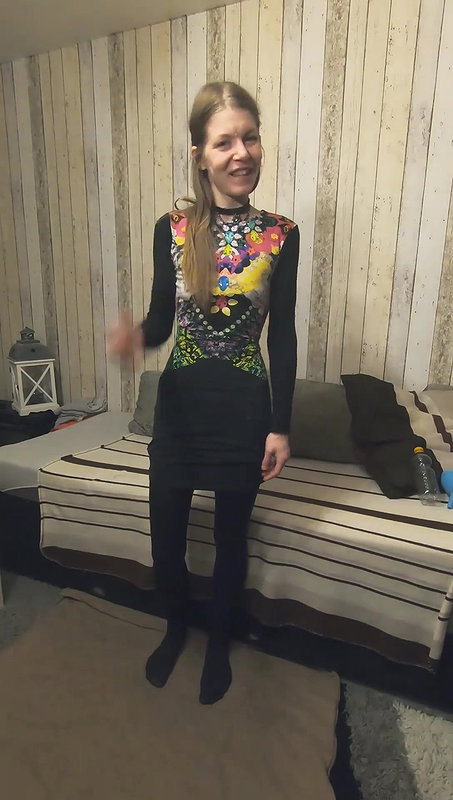 34Meow and Hope A bottle of pee for you from teen