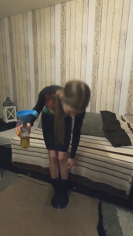 34Meow and Hope A bottle of pee for you from teen