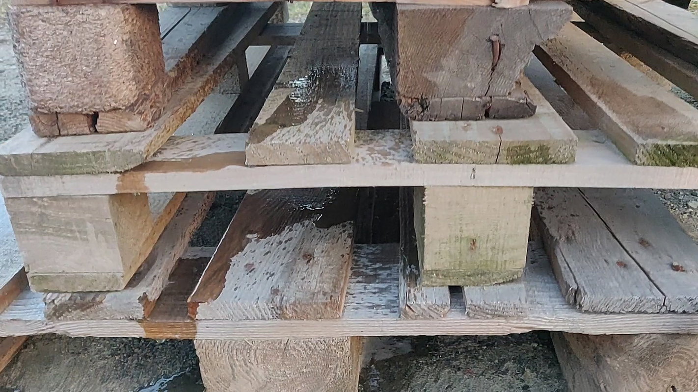 17reallifedoll on a stack of pallets1