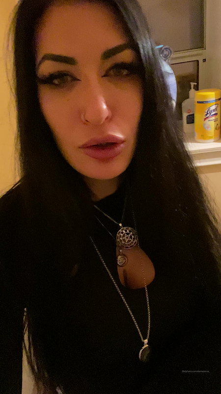 01Open Your Mouth And Dont Waste A Drop