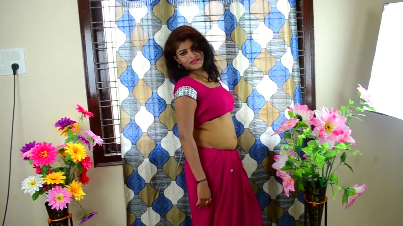 ROMANTIC 1 try to boob press