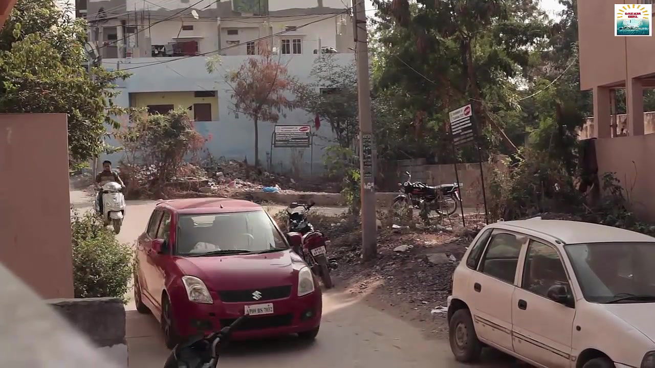 suhana colourful romance in bachiler room with shopkeeper