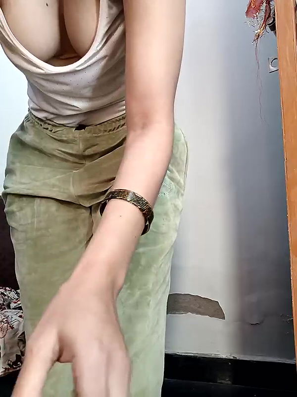 Stripchat Public Show f PUNAM456 2024 12 10 082859