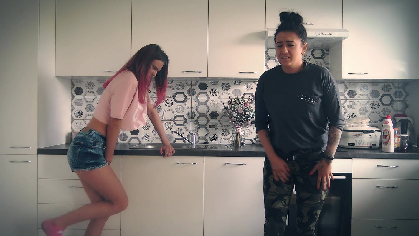 tDirtyIvone Lesbo Peeing