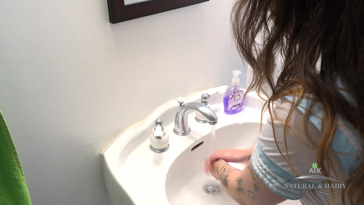 KHairy220408Gigi1080p