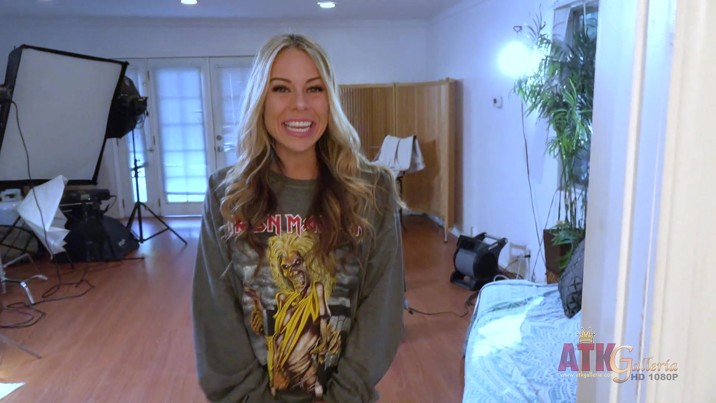 KGalleria 220328SummerVixen1080p