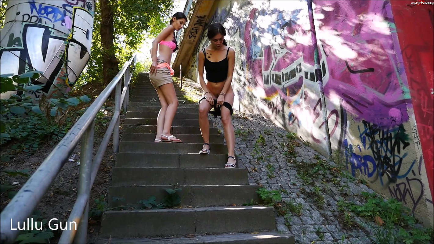 co und Ich beim Pinkelversuch