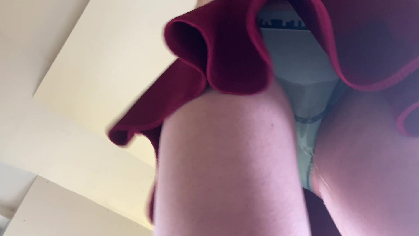 achy poppy Texting And Wetting