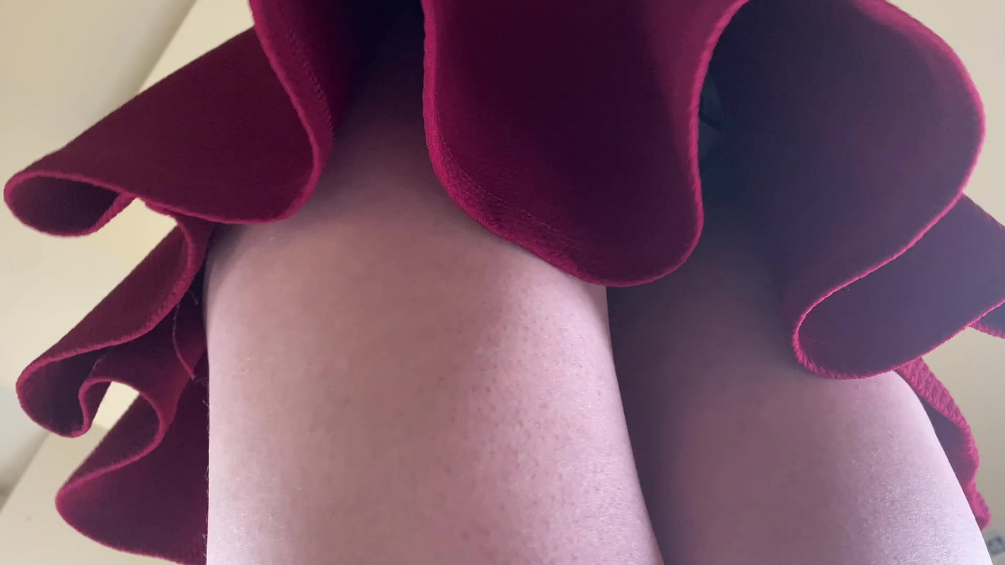 achy poppy Texting And Wetting