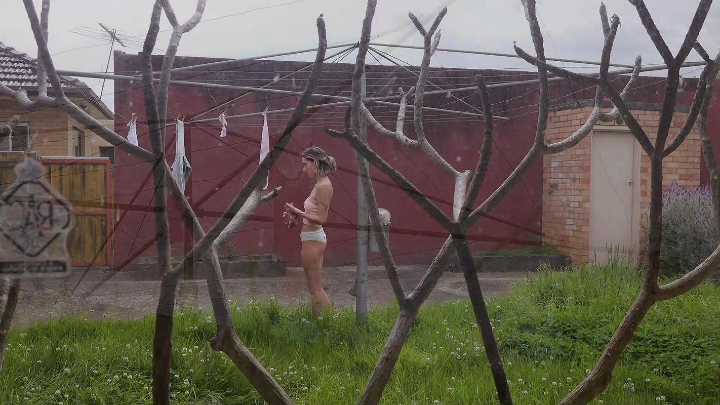 062021  Ifeelmyself emily pee break 0119 by Emily H