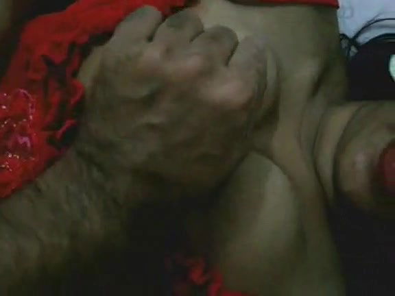 5328 330904 desi wife fondled by hubby