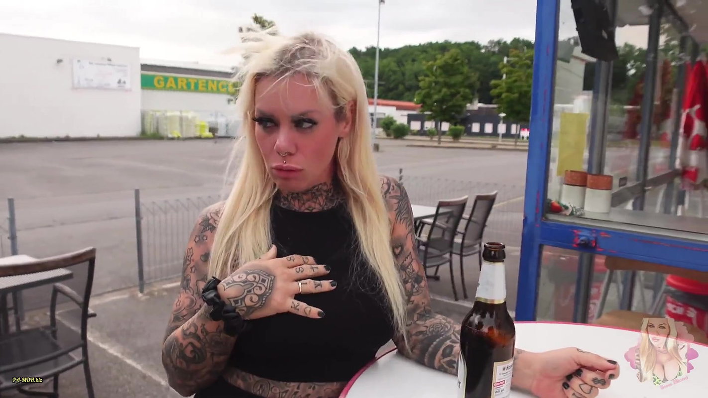 48SteffiBlond IMBISS S verboten verdorben versaut l not ladylike