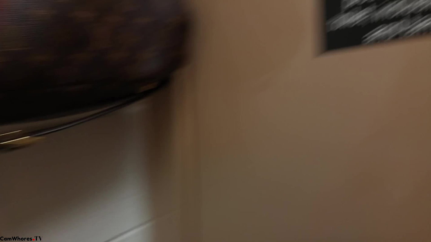 47Candiecane Public Toilet Pee At A Company Meeting