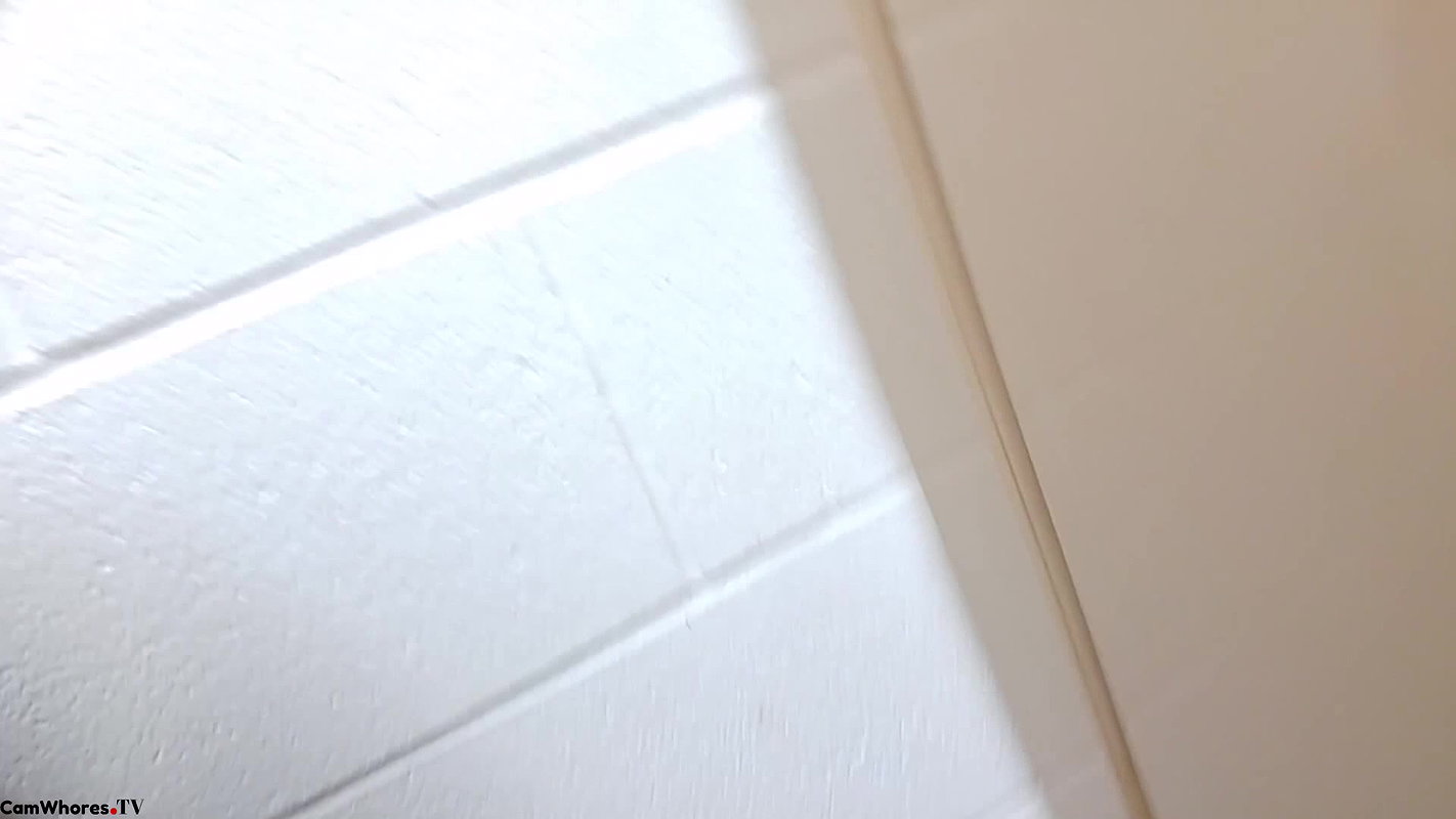 47Candiecane Public Toilet Pee At A Company Meeting