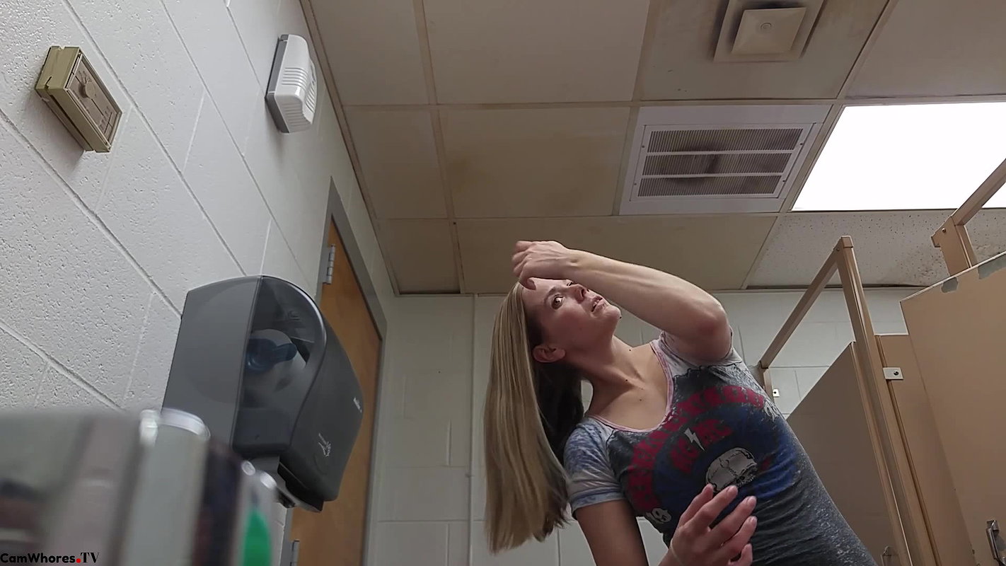 47Candiecane Public Toilet Pee At A Company Meeting