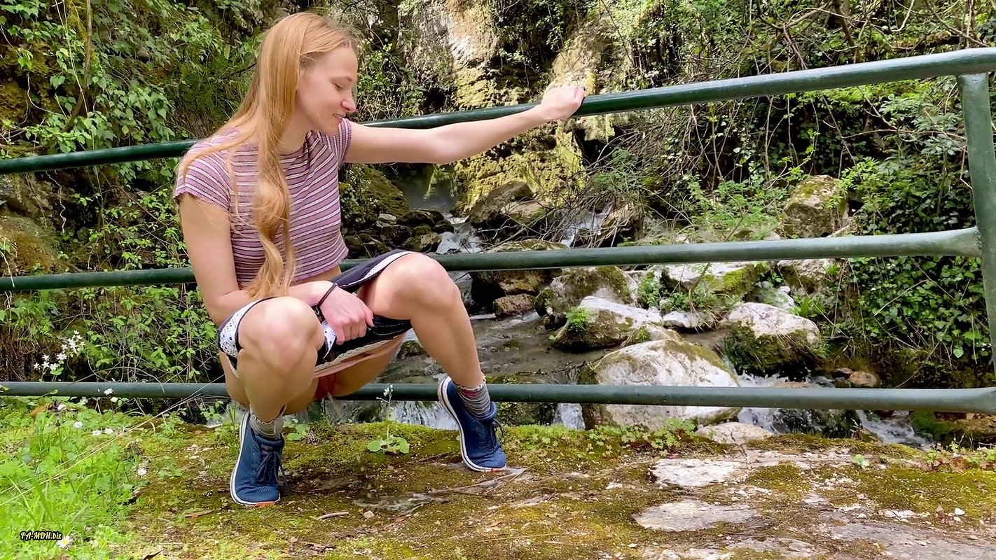 30Ivi Rein Ein Baechlein vor rauschendem Bach