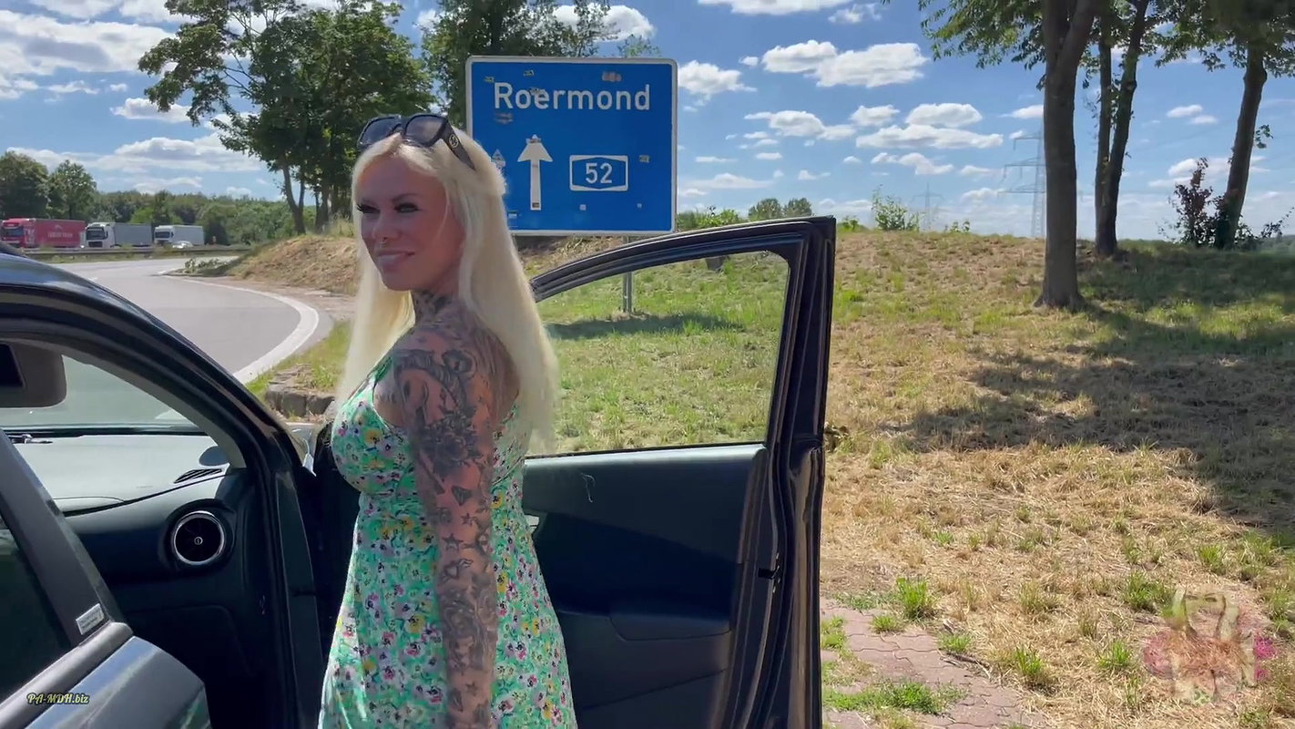 23SteffiBlond TRAVEL WITH STEF vor der cam live abgest SPONTAN und GEIL