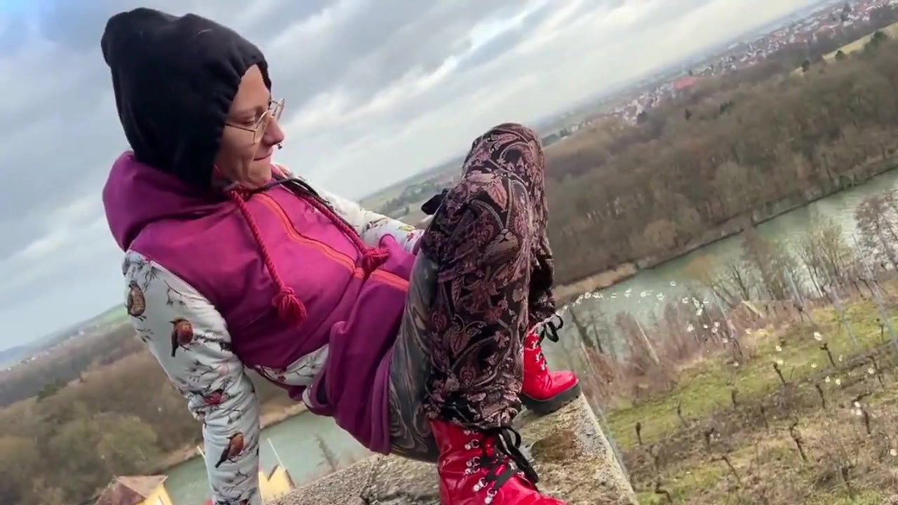 rlyCate Piss mit Aussicht 100 Prozent Uncut