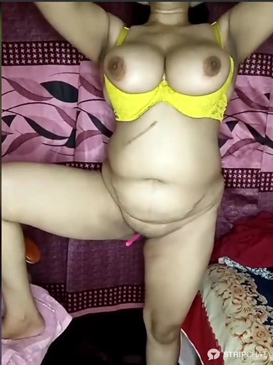 Watch Anjel Priya Bhabhi Stripchat Cam Show mp4 (1)