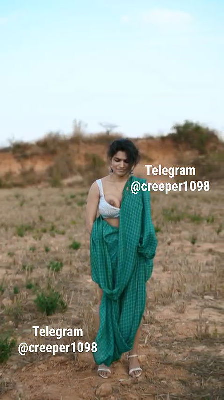 Reshmi outdoor pee full video