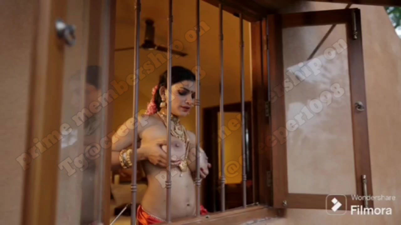 Red queen new erotic nude video part 2