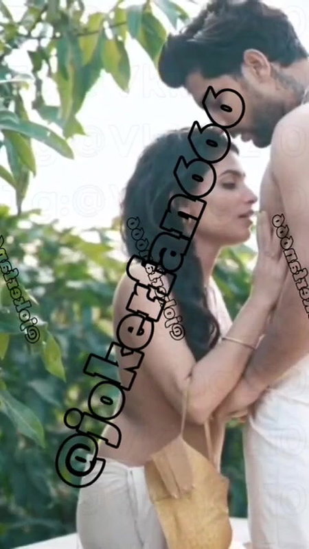 ℕ𝕖𝕨 𝕥𝕣𝕒𝕕𝕚𝕥𝕚𝕠𝕟𝕒𝕝 𝕔𝕠𝕦𝕡𝕝𝕖 𝕩𝕩𝕩 𝕧𝕚𝕕𝕖𝕠