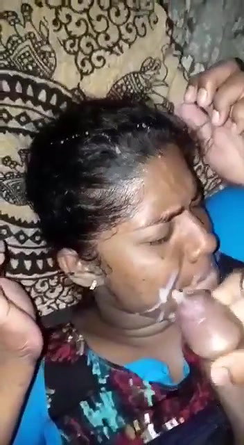 Taking cumshot on face
