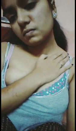 Tamil GF Sruthi