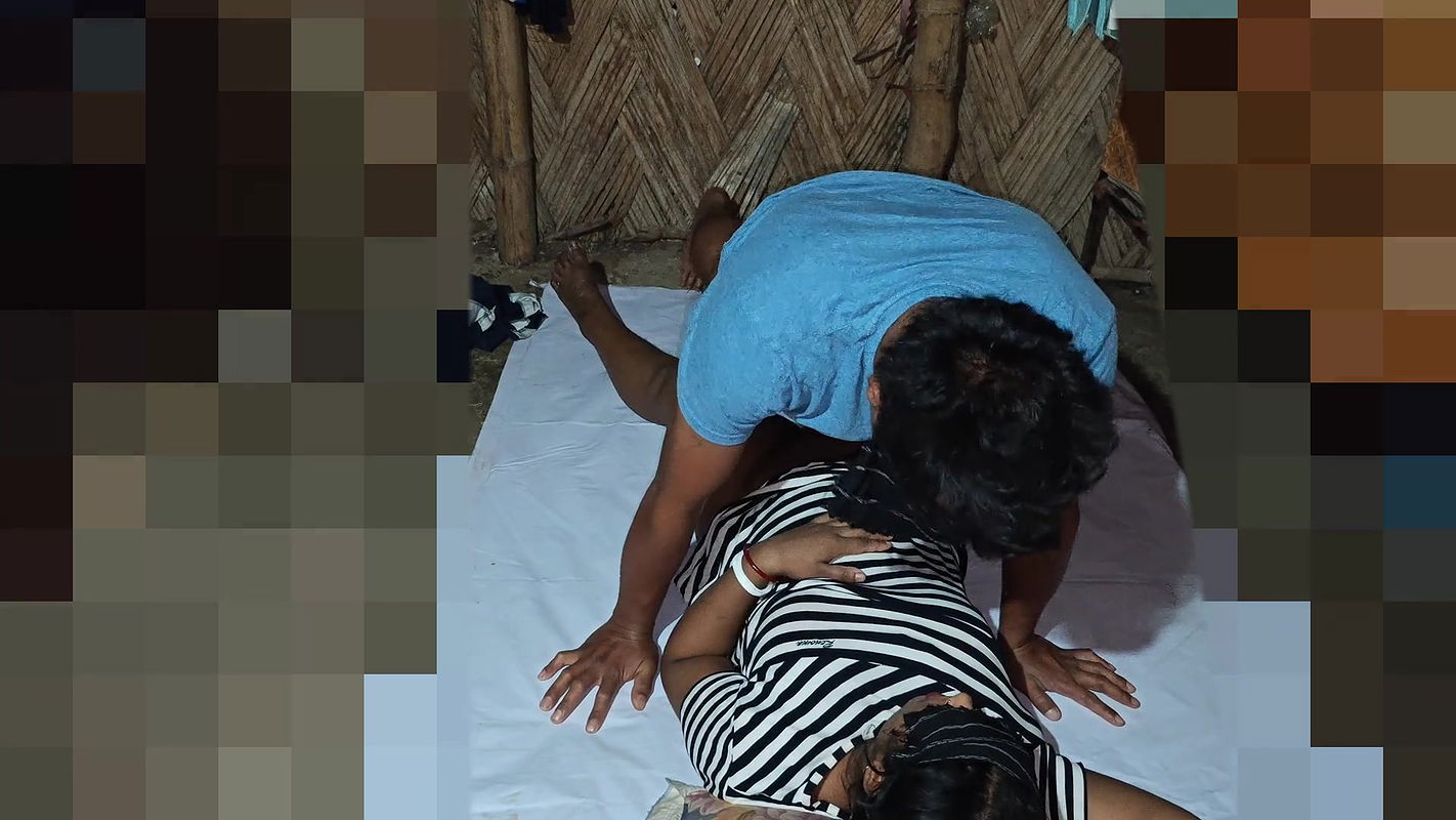 Bangladeshi hot model actress fucking with indian femous director for becoming a femous superstar