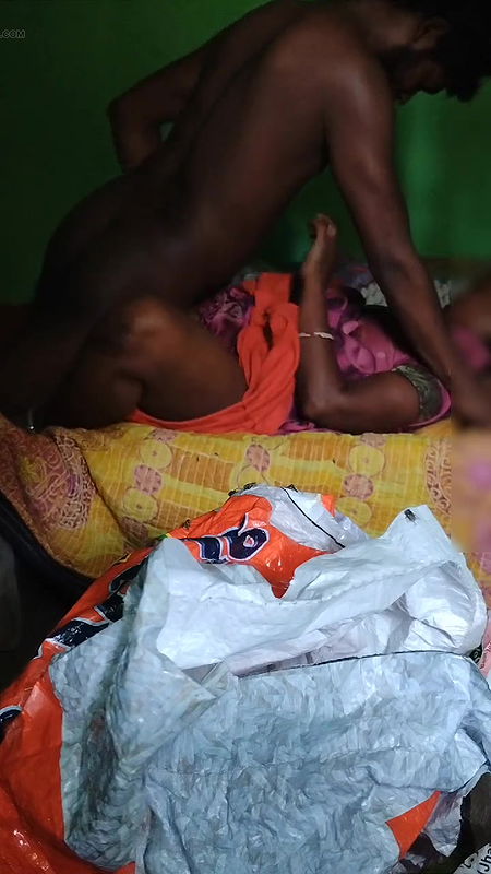 Besaram Bhabhi Ji Ko Din Me Khatya Par Choda Maje Se