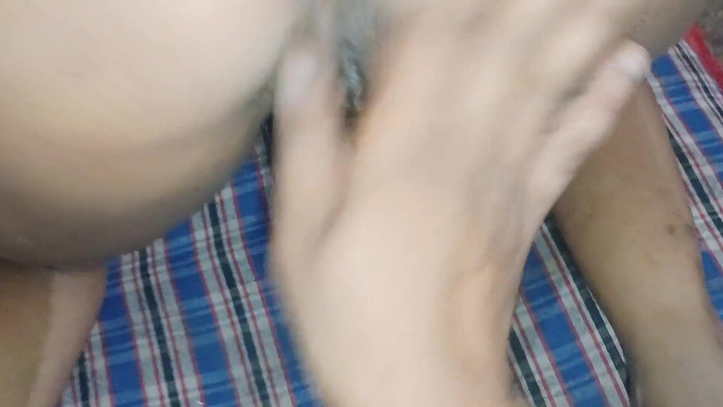 Bhabhi first time painful ass fucking in doggy style, Indian tight ass fucking video