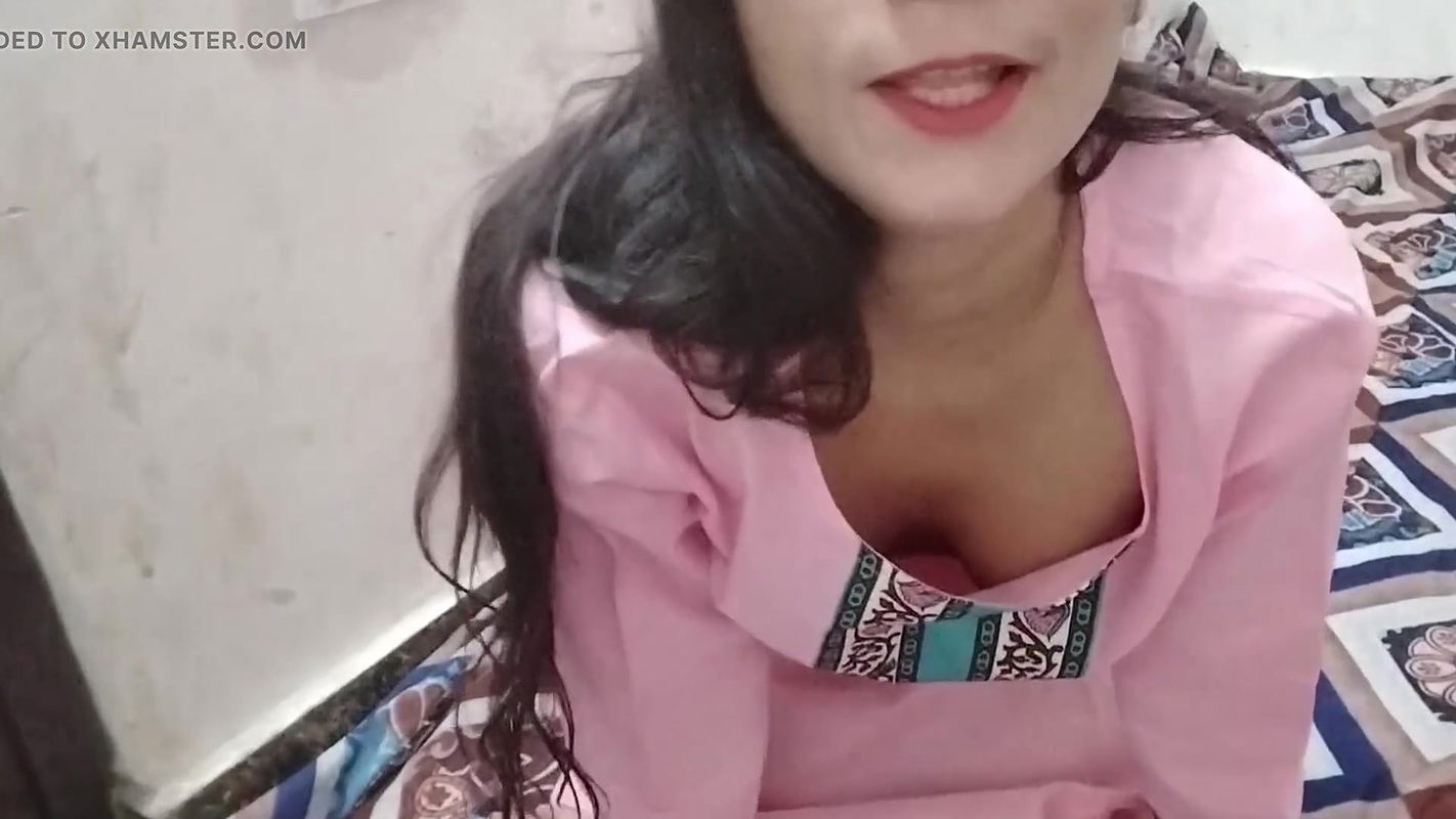 Bhabhi ka big boobs daba daba kar pela