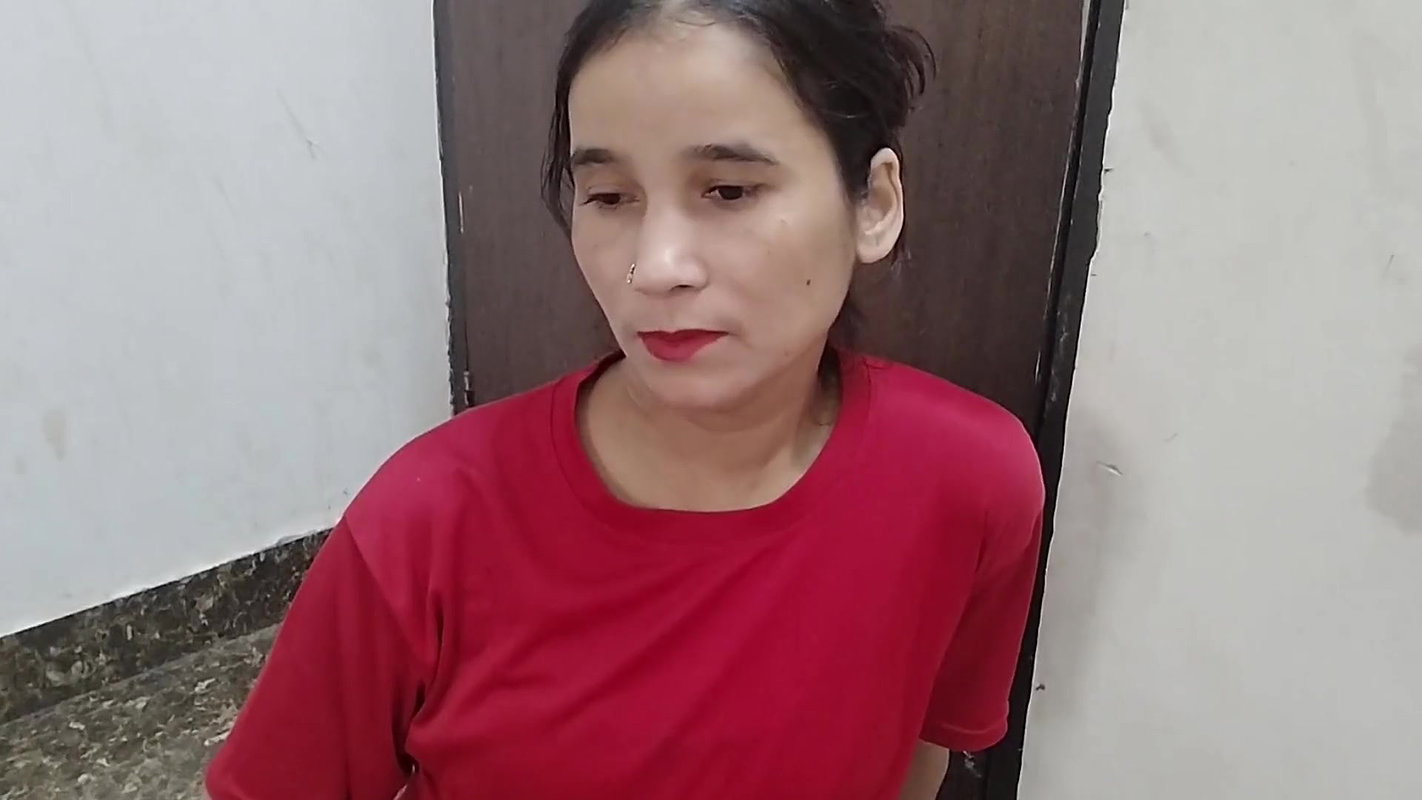 Bhabhi ko akele dekh kar muth mar diya