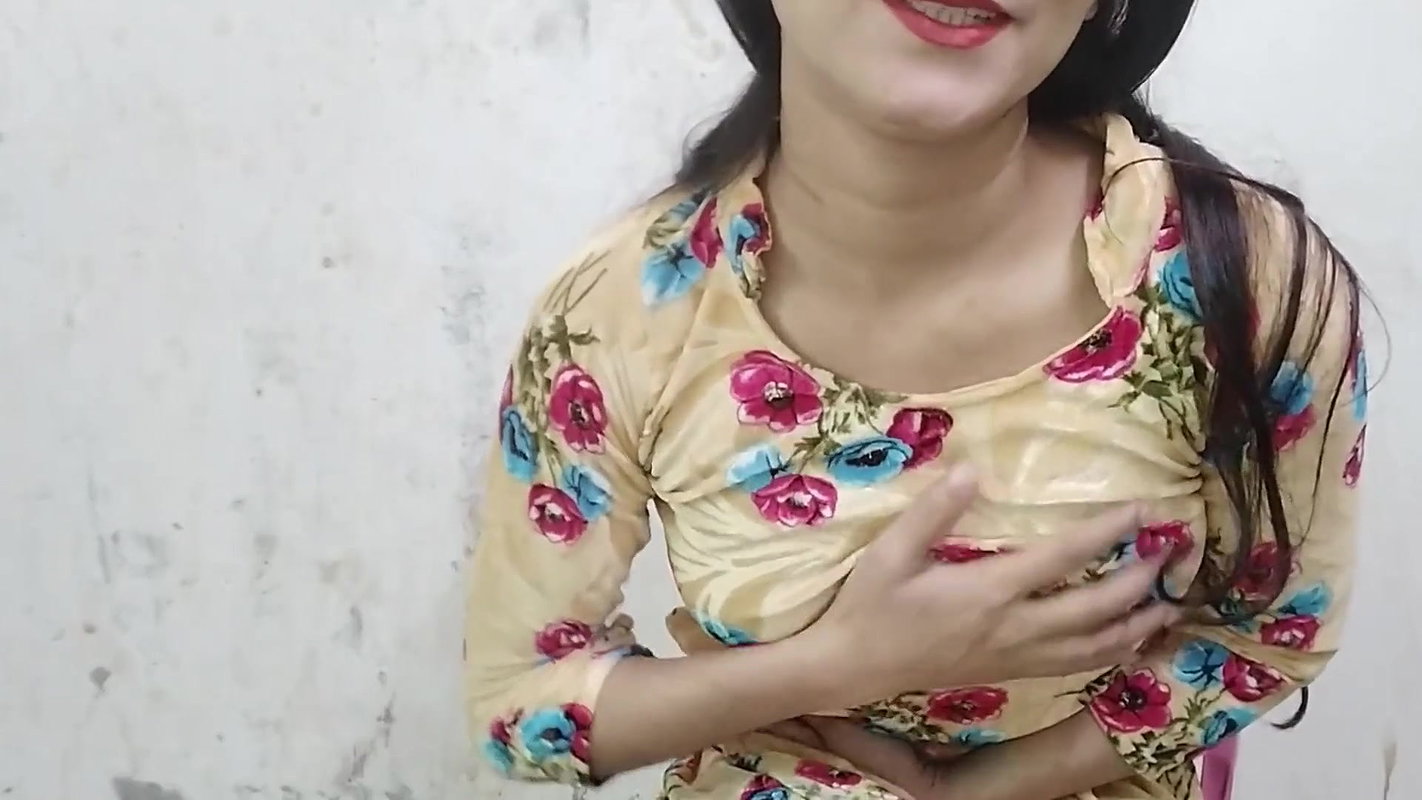 Bhabhi ko market ghumane ke bahane oyo me le gya