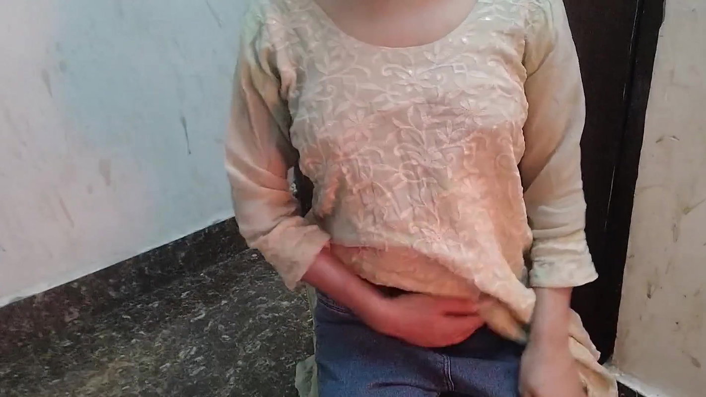 Chacha jaan ne ghar me band karke pel diya