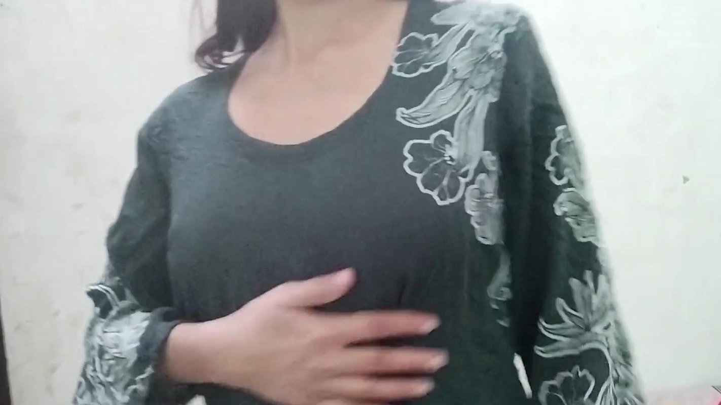 Chacha ki step daughter ko school le jane ke bahane chod diya