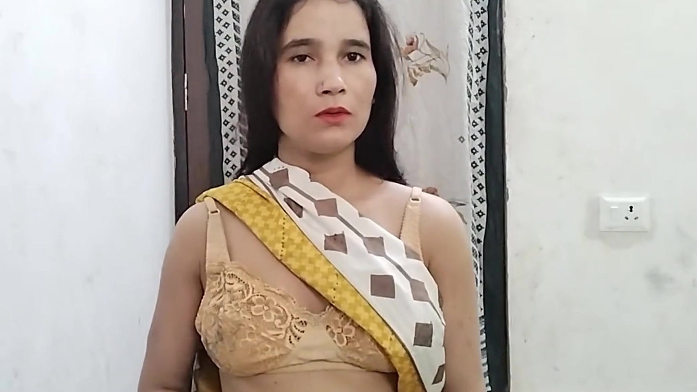 Chachi ne muze ghar band karke jabar dasti kiya